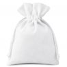 Velvet pouches 9 x 12 cm - white Small bags 9x12 cm