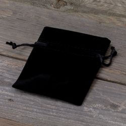 Velvet pouches 13 x 18 cm - black Black bags