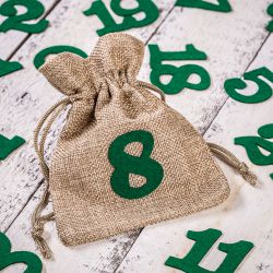 Advent calendar jute bags sized 11 x 14 cm - natural + green numbers Application
