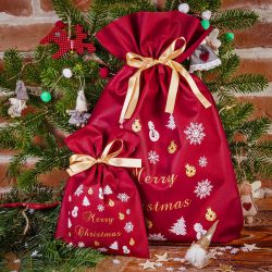 Nonwoven bags sized 20 x 30 cm, with Christmas-themed print All products