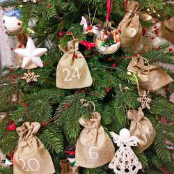 Advent calendar jute bags, sized 10 x 13 cm - bright natural + white numbers Gift wrapping