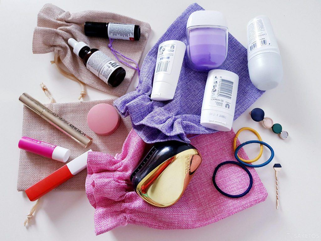 Instead of a make-up bag - a cosmetics organiser bag