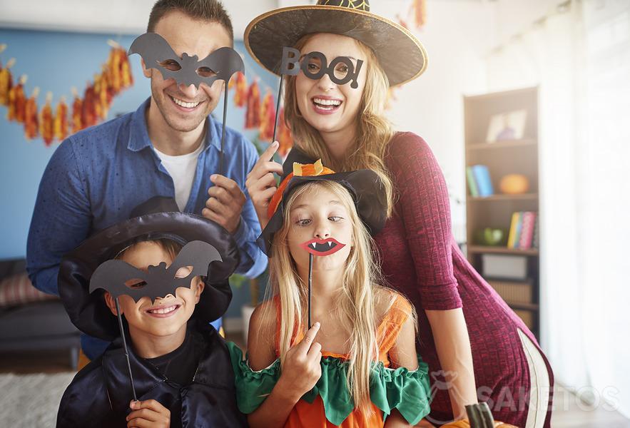 Party photo booth - Halloween fun for children