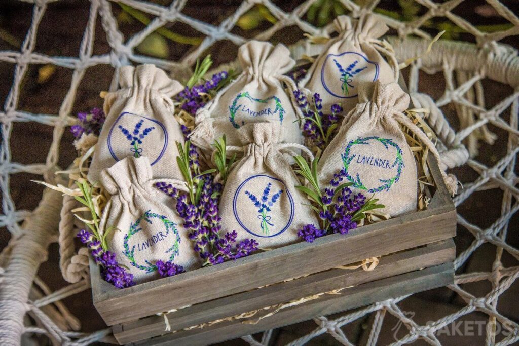 Linen bags with lavender