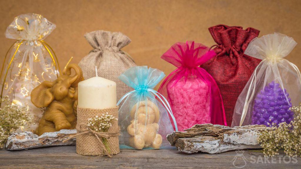 Fabric bags as packaging for handmade candles