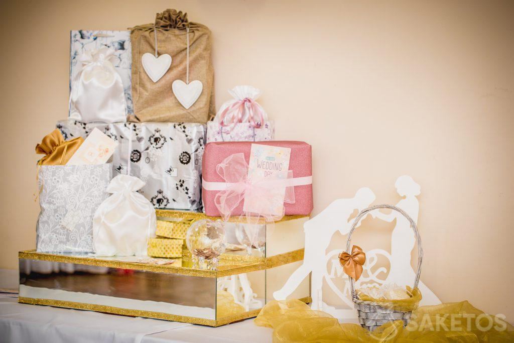 Wedding gifts in different packages.