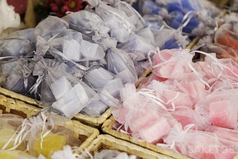 Moisture-absorbing bags - do it yourself tips - Saketos Bags Blog - Organza  Bags - Producer of packaging for gifts, jewelry, decorations!