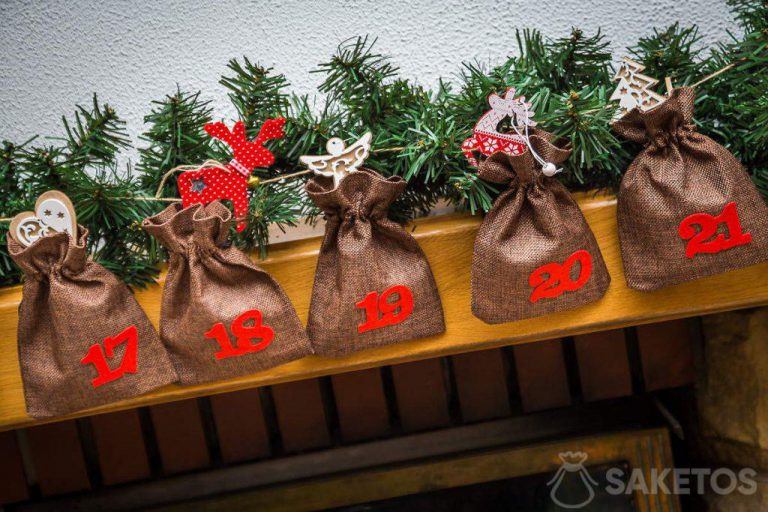 Advent calendar with Christmas decorations - inspiration for the Advent season
