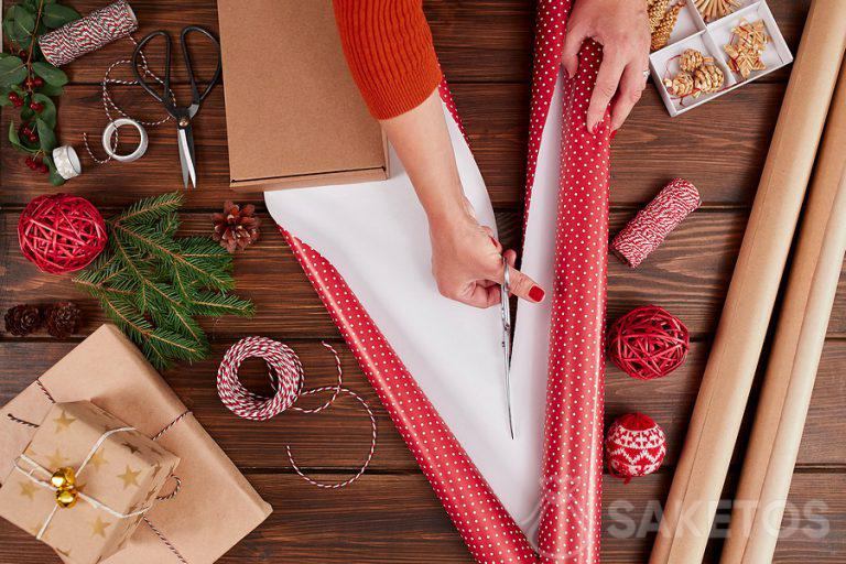 how to wrap a gift in paper - step by step instructions