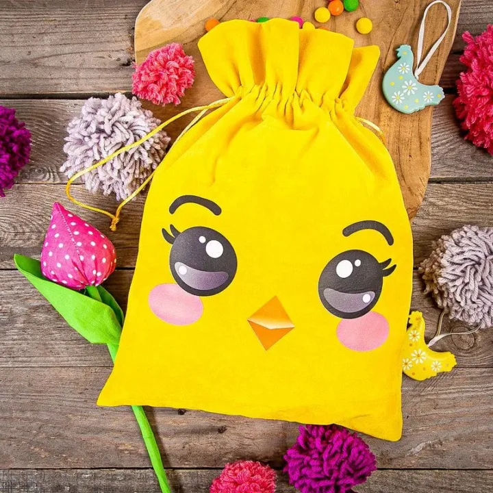 Velvet bag sized 26 x 35 cm with printed design - chicken All products