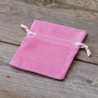 Velvet pouches 9 x 12 cm - light pink Easter