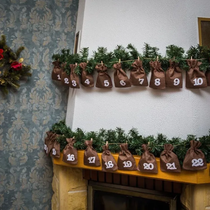 Decorative custom advent calendar - jute bags -13 x 18 cm, natural dark colour + white numbers All products