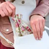 Pouches like linen with printing 8 x 10 cm - natural / roses Printed organza bags