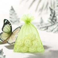 Organza bags 12 x 15 cm - green Small bags 12x15 cm