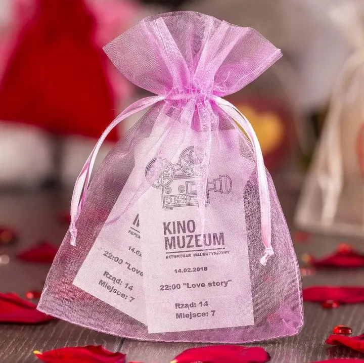 Organza bags 12 x 15 cm - light pink For children