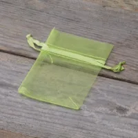 Organza bags 6 x 8 cm - green Easter