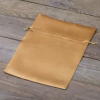 Satin bags 18 x 24 cm - gold Valentine's Day
