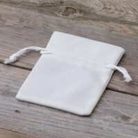 Velvet pouches 8 x 10 cm - white Valentine's Day