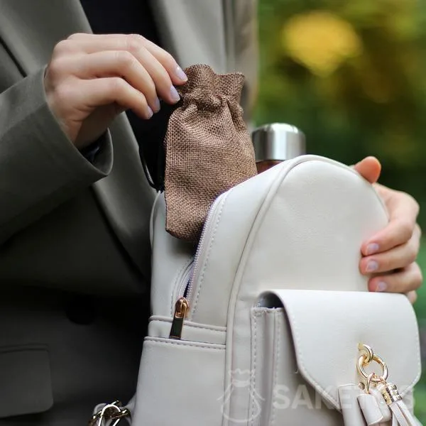 Jute bag as a backpack organizer