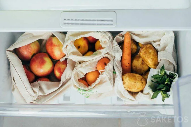 Fabric bags will be useful not only when shopping - use them to store vegetables and fruit in the pantry!