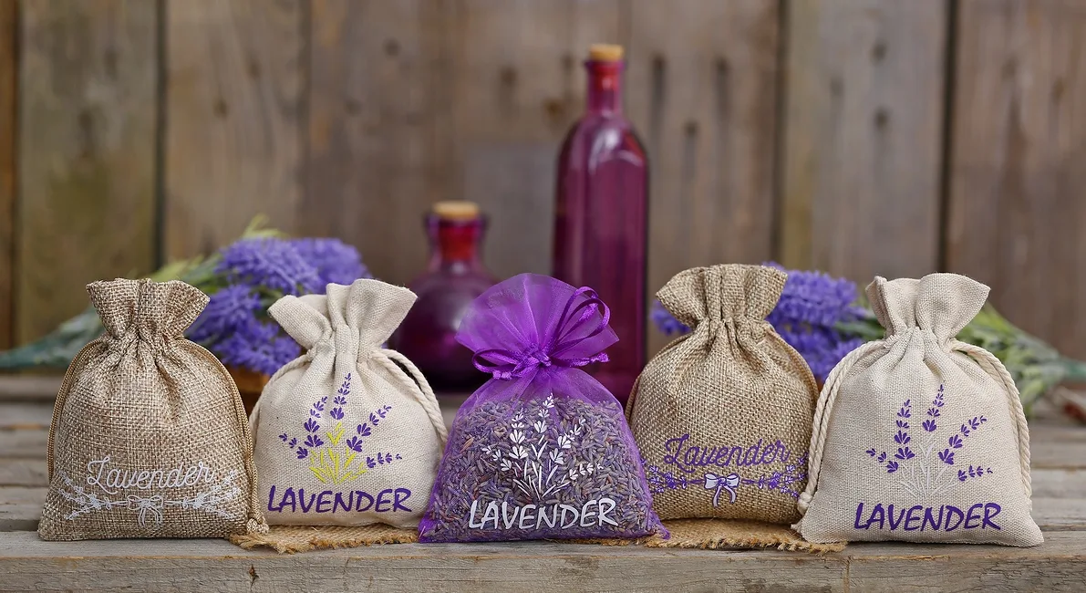 Which lavender sachet to choose for dried flowers? We compare empty lavender pouches from Saketos 1