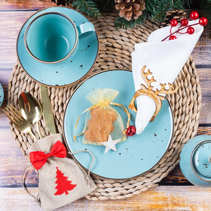 Pouches for table decoration